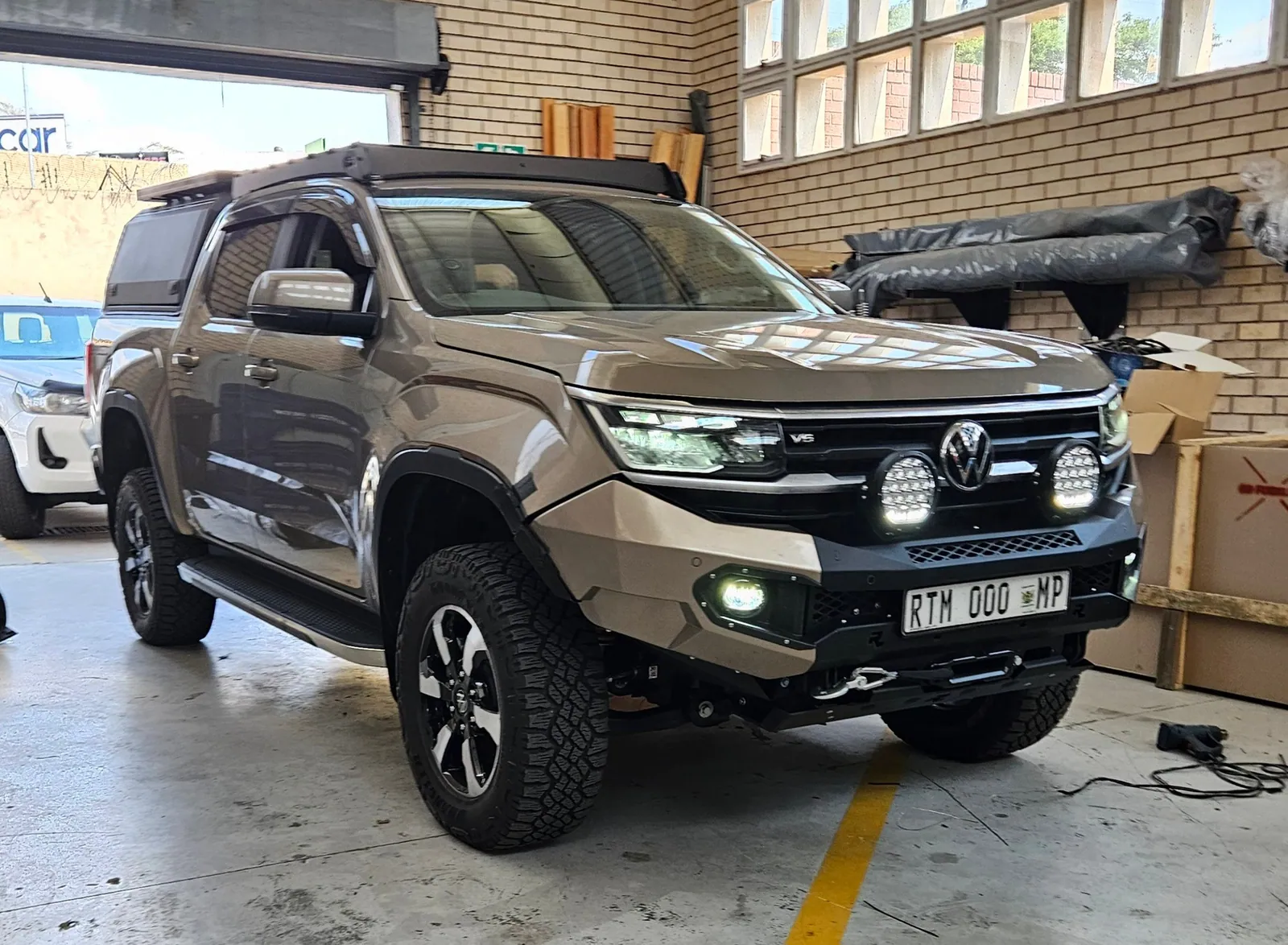 Rhino Bullbar - Amarok 2023+