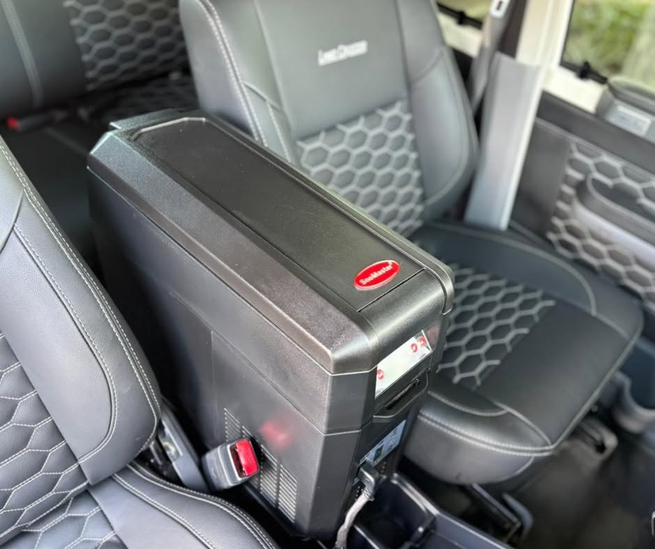 Snomaster centre console fridge