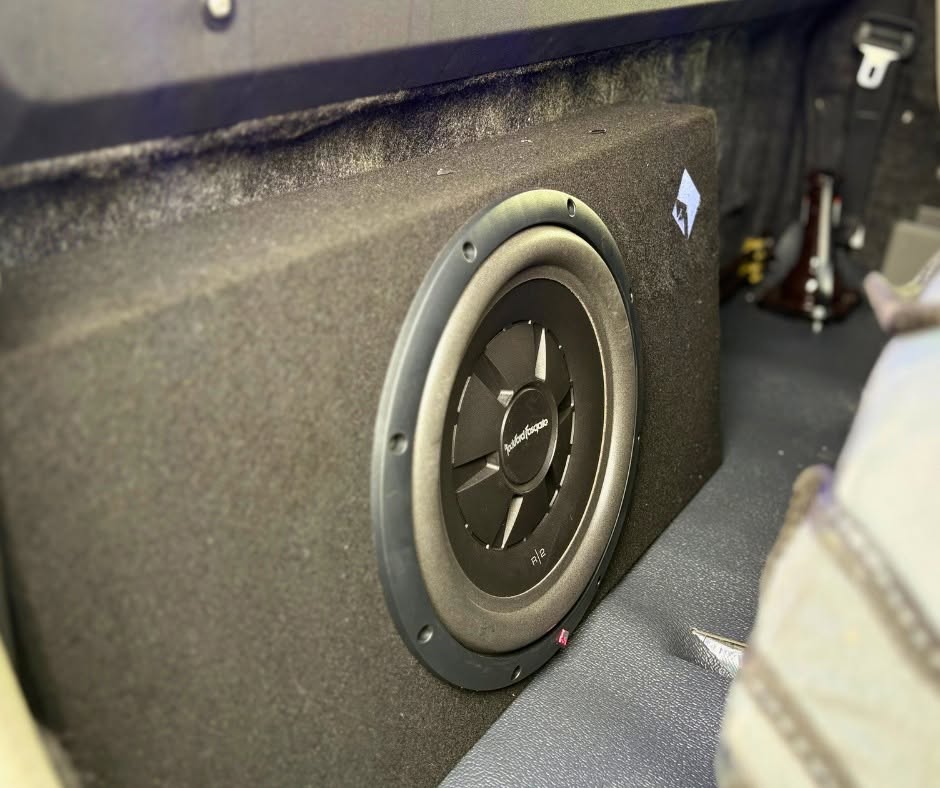 Rockford Fosgate install