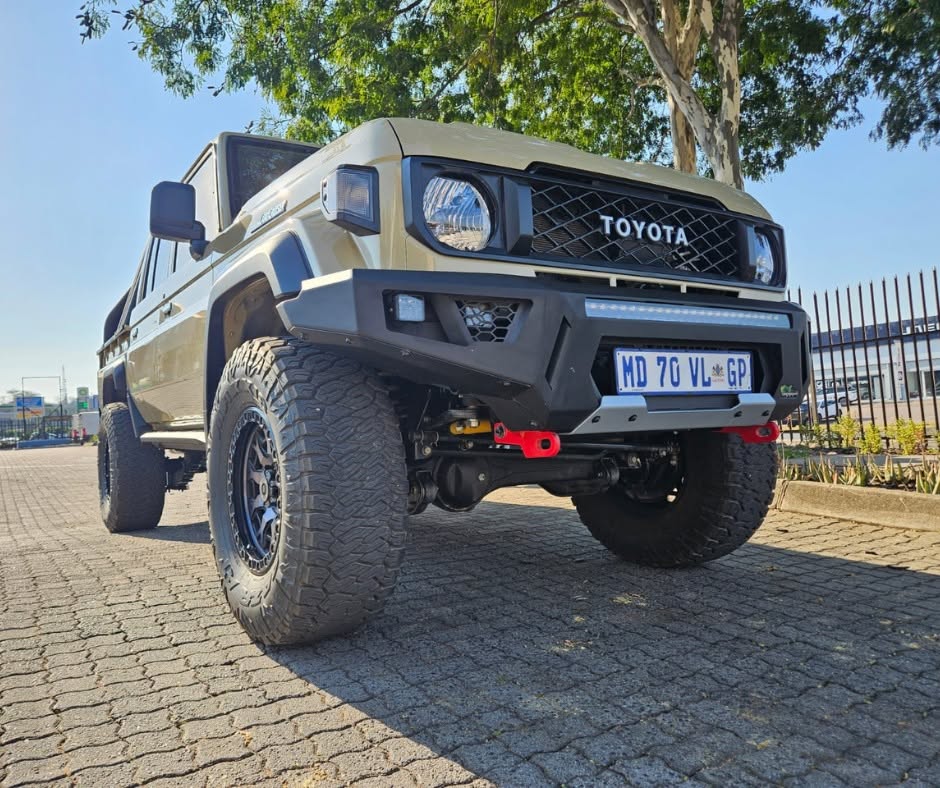 Ironman bull bar with LED bar and fog lights — Charlie Cruiser — Ironman & Tough Dog Land Cruiser 79, fitted by Venture 4x4 in Nelspruit