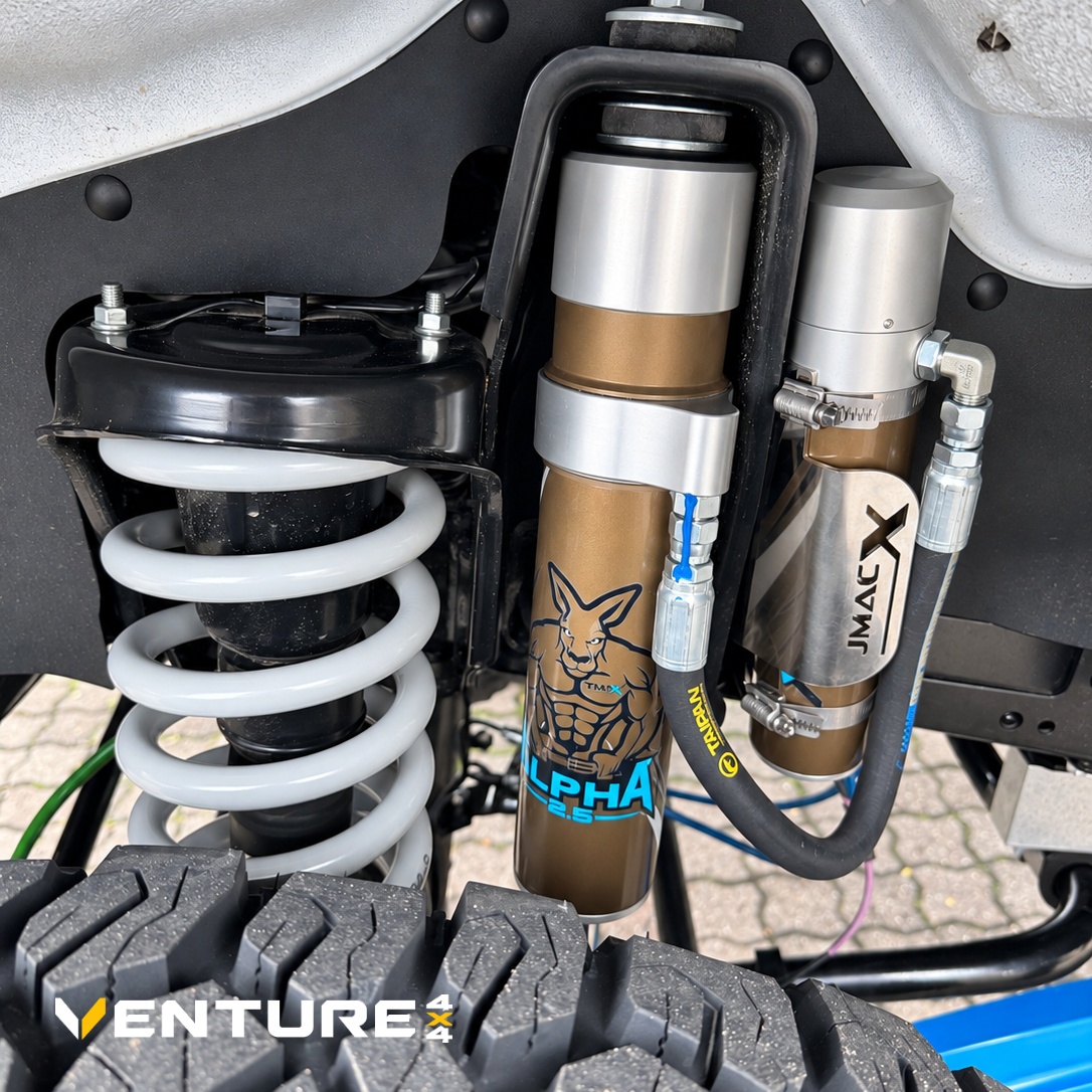 JMACX fitted to a Toyota Land Cruiser 79 Series — Venture 4x4 Mbombela