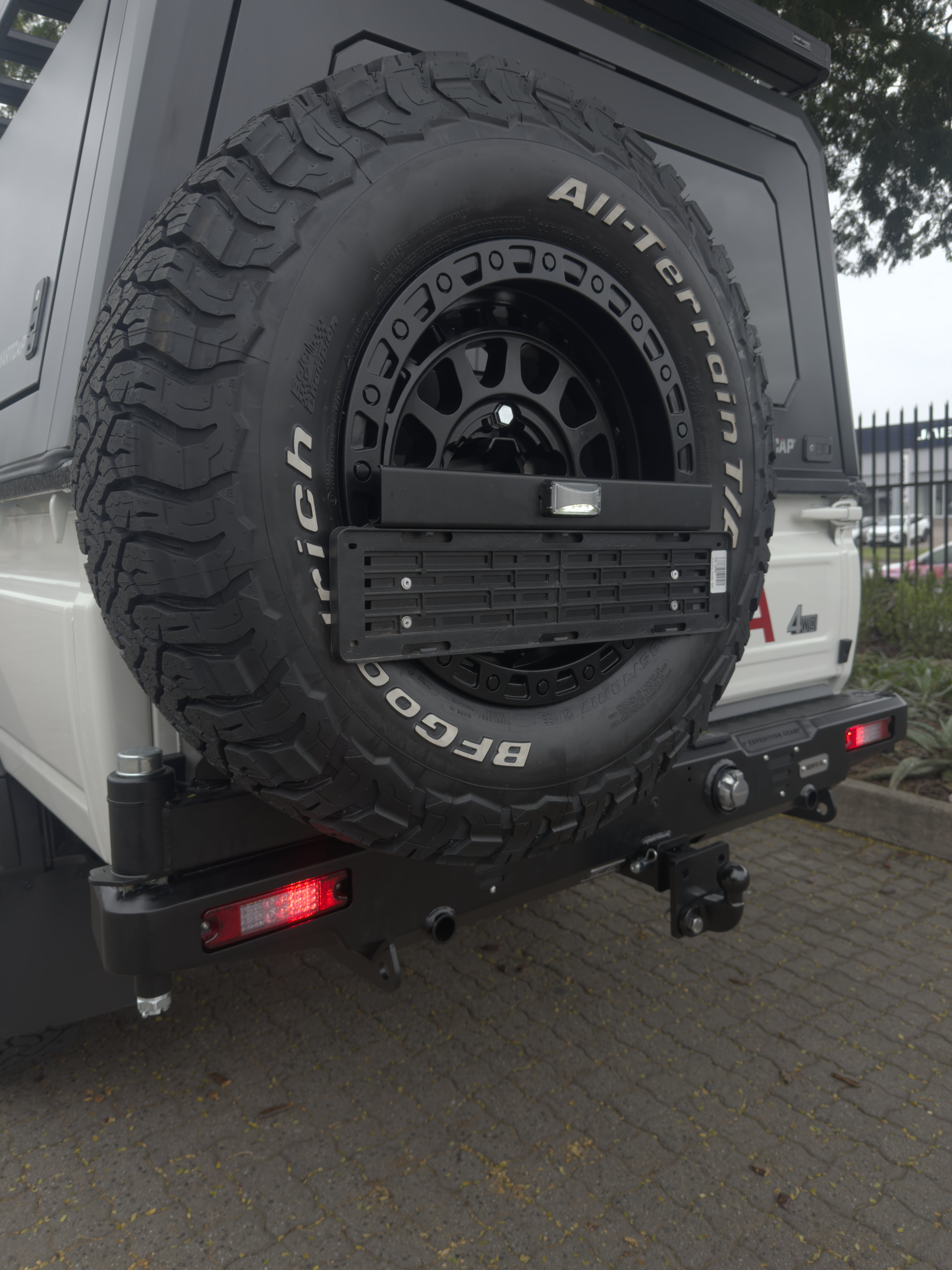Gobi-X spare wheel carrier, rear bumper fitted to a Toyota Land Cruiser 79 Series — Venture 4x4 Mbombela