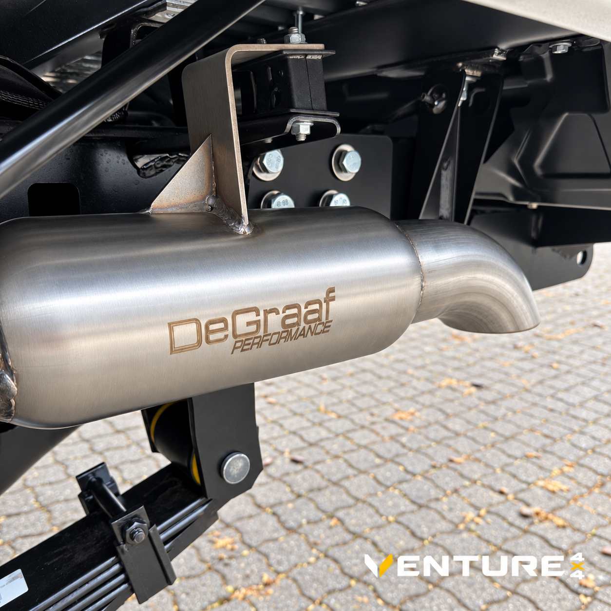 de Graaf fitted to a Toyota Land Cruiser 79 Series — Venture 4x4 Mbombela
